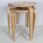 IKEA - Kruk (2) - Frosta - Multiplex berk - Twee stapelbaar, Antiek en Kunst