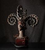 Indrukwekkende Ekoï-kroon. - ekoi - Nigeria (Zonder