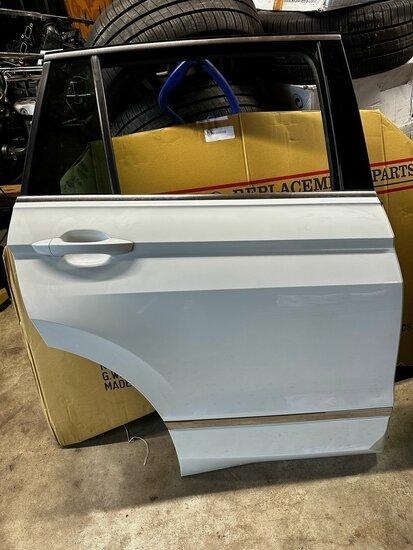 Tiguan 5NA Rechts Achter Deur Portier LOK1 Oryweiss, Auto-onderdelen, Carrosserie en Plaatwerk, Verzenden