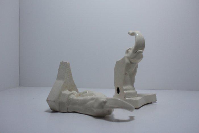 Beeld, Twee olifanten boekensteun - 21 cm - Aardewerk, Antiek en Kunst, Kunst | Designobjecten