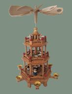 Kerstbeeldje - Draaiende kerstpiramide 3 verdiepingen - 45, Nieuw