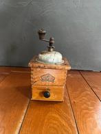 Koffiemolen (2) - Aardewerk, Hout - Koffiemolens, Antiek en Kunst, Antiek | Keukenbenodigdheden