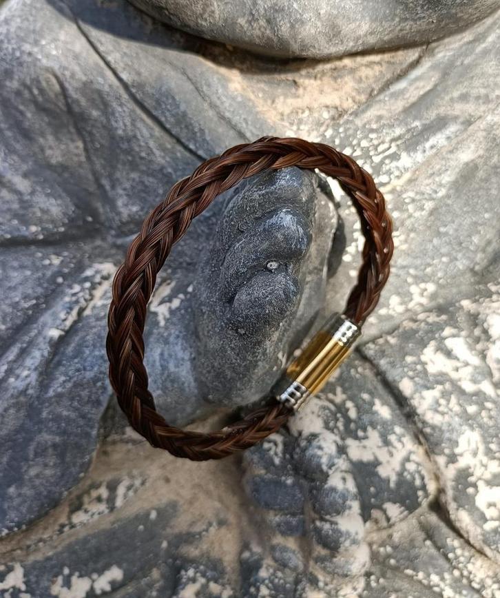 Paardenhaar armband smal gevlochten - bruin, Sieraden, Tassen en Uiterlijk, Armbanden, Verzenden