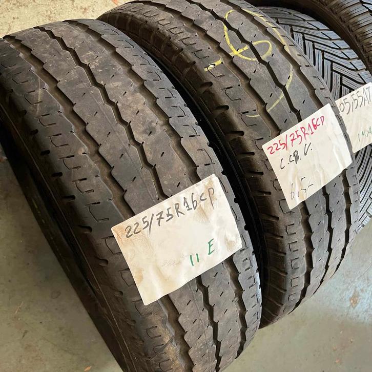 2 x Continental 225-75-16 C Zomerbanden 6,5mm, Auto-onderdelen, Banden en Velgen, 16 inch, Zomerbanden, 225 mm, Bestelwagen, Gebruikt