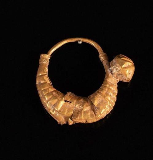 Oud-Romeins, Keizerrijk Oorring in gouden blad – keizerlijke, Sieraden, Tassen en Uiterlijk, Antieke sieraden
