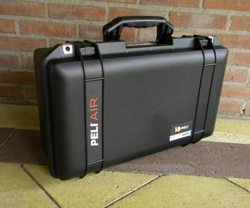 Opruiming van Peli Cases, Nanuk Cases en div accessoires beschikbaar voor biedingen
