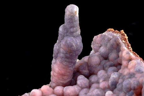 Eersteklas stalactietachtige lila roze Chalcedoon uit, Verzamelen, Mineralen en Fossielen