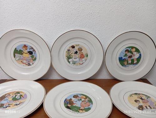 Sarreguemines - Eetservies voor 12 (12) - Porselein, Antiek en Kunst, Antiek | Meubels | Tafels