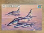 Trumpeter 02267 A-4F Skyhawk 1:32 + after market decals, Hobby en Vrije tijd, Modelbouw | Vliegtuigen en Helikopters, Verzenden