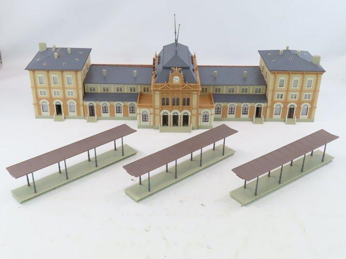 Faller H0 - 110111 - Modeltreingebouwen (1) - Station, Hobby en Vrije tijd, Modeltreinen | H0