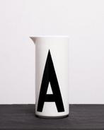 Design Letters - Typography Arne Jacobsen - Karaf -