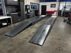 Schaarhefbrug 5000 kg voor APK, BIJNA NIEUW!! 5,6 meter lang, Auto diversen, Autogereedschap, Nieuw