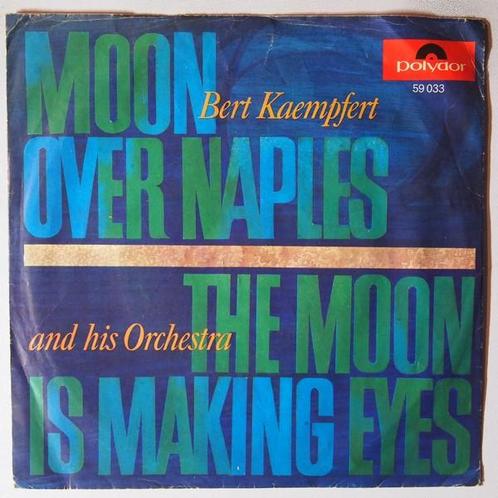 Bert Kaempfert - Moon over Naples - Single, Cd's en Dvd's, Vinyl Singles, Single, Gebruikt, 7 inch, Pop