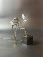 Kumade - Ygnazio Baranga - Tafellamp - Osqar - Metaal,