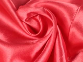 Satijn – Koraalroze, Hobby en Vrije tijd, Stoffen en Lappen, 120 cm of meer, 200 cm of meer, Roze, Nieuw, Polyester, Ophalen of Verzenden