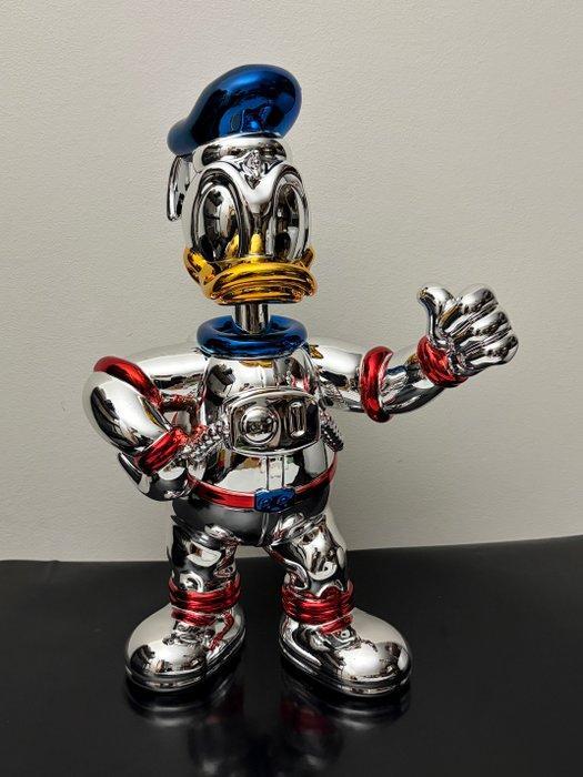 GF Exclusives - Chrome Donald Duck Astronaut Artwork By: GF, Antiek en Kunst, Kunst | Designobjecten