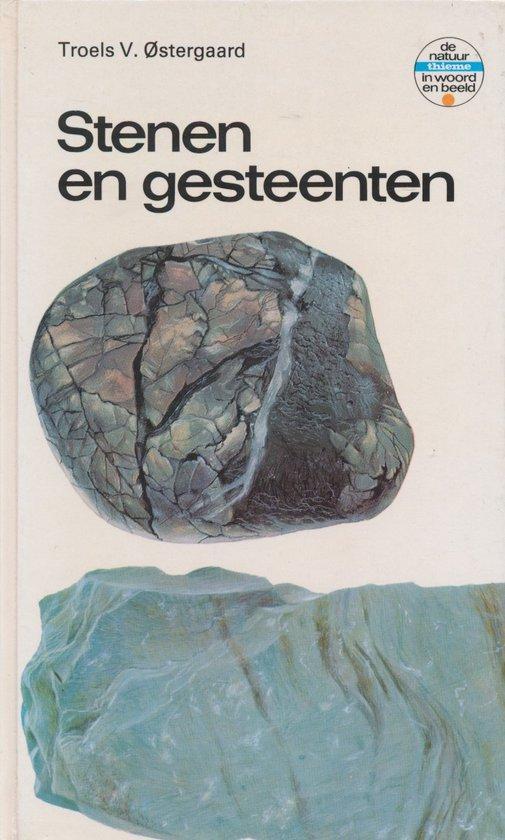 Stenen en gesteenten 9789003953407 Ostergaard, Boeken, Wetenschap, Zo goed als nieuw, Verzenden