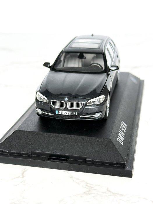 Schuco 1:43 - Modelauto - Super Rare Schuco 1:43 – BMW 550i, Hobby en Vrije tijd, Modelauto's | 1:5 tot 1:12