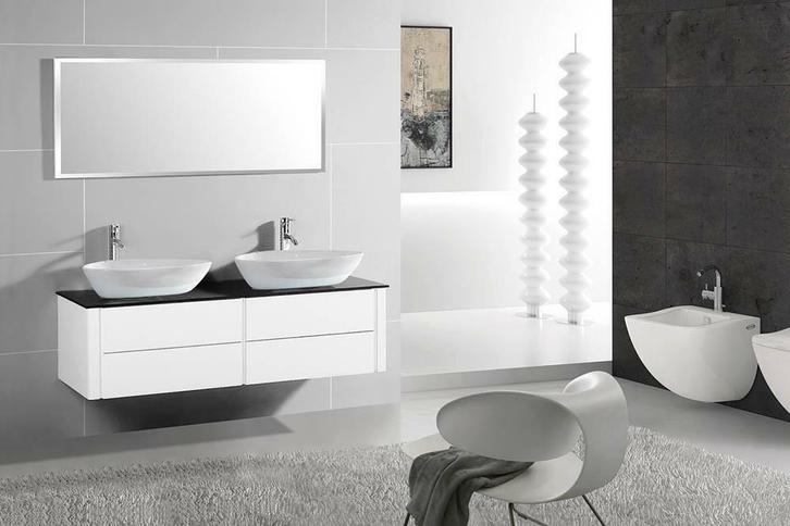 Luxe Badkamermeubel Set. Wastafel, Badmeubel en Kolomkast!!, Huis en Inrichting, Badkamer | Badkamermeubels, 50 tot 75 cm, Nieuw