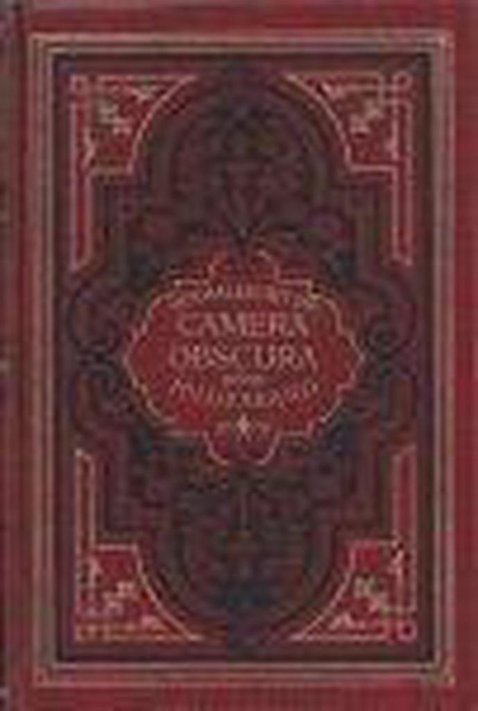 Verhalen uit de camera obscura 9789023302698 Hildebrand, Boeken, Overige Boeken, Gelezen, Verzenden