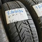 2 x Vredestein Wintrac Xtreme S 215-65-16 Winterbanden 7,5mm, 16 inch, Band(en), Personenwagen, Gebruikt