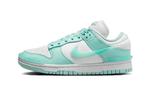 Nike Dunk Low Twist Jade Ice - maat 37.5 (Sneakers), Kleding | Dames, Verzenden, Nieuw, ["Nike","Nike Dunk"], Sneakers of Gympen