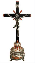 Crucifix - Hout, Zilver, koraal - 1800-1850
