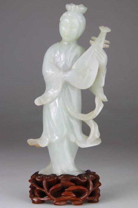 Kwanyin, personage muzikante en jadeiet - Jade, Jadeite Vert, Antiek en Kunst, Antiek | Overige Antiek