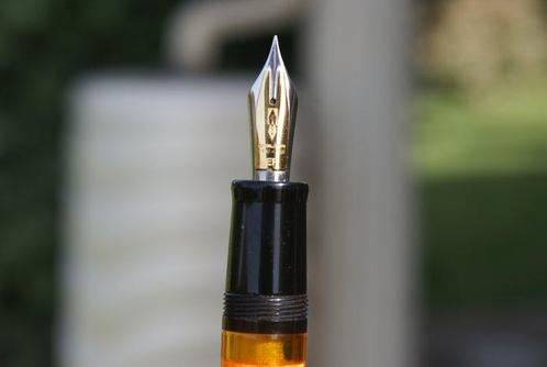 RARE grand stylo plume 18 kts DELTA DOLCEVITA Federico, Verzamelen, Pennenverzamelingen