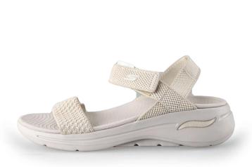 Skechers Sandalen in maat 39 Beige | 10% extra korting beschikbaar voor biedingen