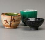 Set van 3 Japanse Guinomi — Groene elegantie, aardse, Antiek en Kunst