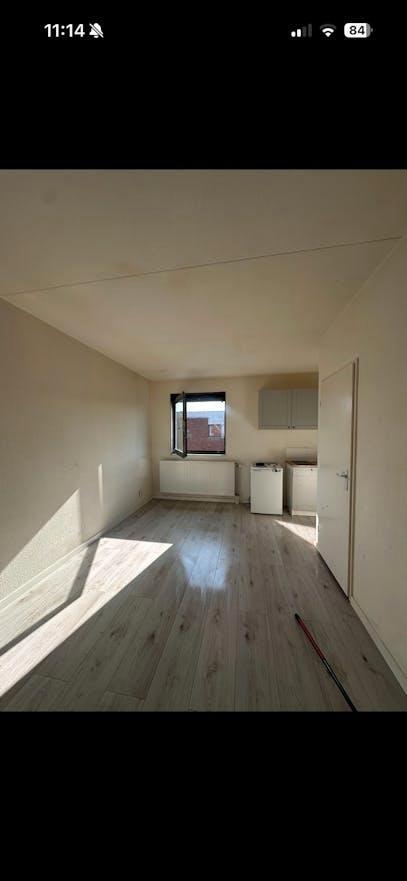 Woning te huur in Amsterdam - 25 m² - 2 kamer(s) - 2 kamers, Huizen en Kamers, Huizen te huur, Noord-Holland, Overige soorten