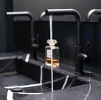 Badkamer sanitair tegels + installatie sanisale Wormerveer, Huis en Inrichting, Badkamer | Complete badkamers, Nieuw, Met bad