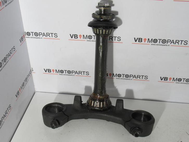 Suzuki GSX 600 F Kroonplaat onder t-stuk, Motoren, Onderdelen | Suzuki, Ophalen of Verzenden