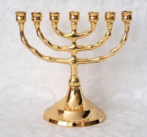 Kleine vergulde Menorah van 11 cm, Huis en Inrichting, Woonaccessoires | Kandelaars en Kaarsen, Verzenden