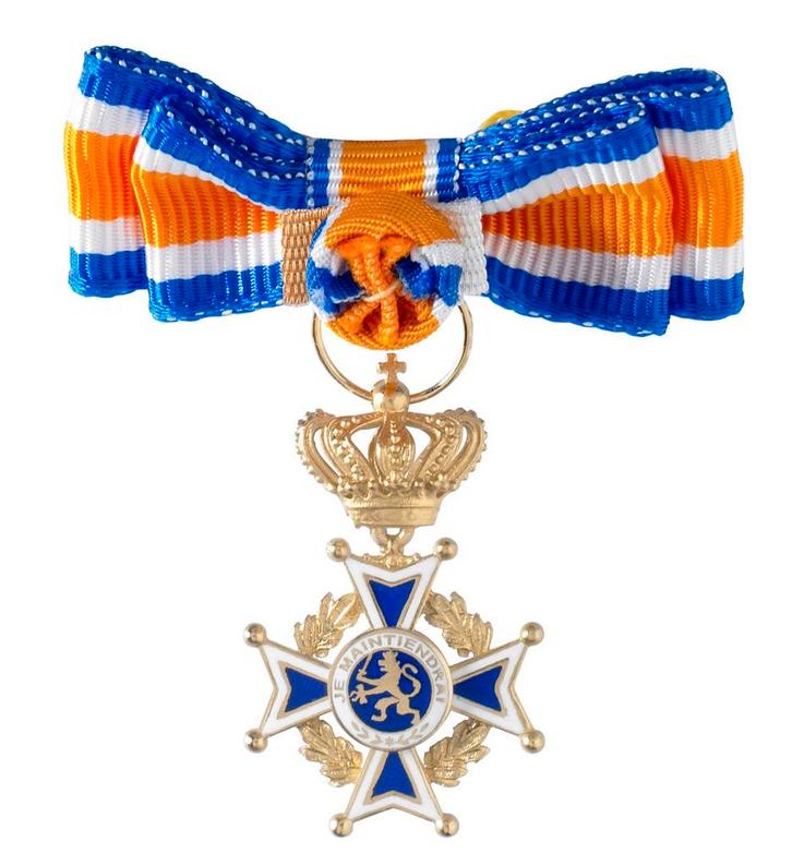 Miniatuur Oranje-Nassau Civiel Grootofficier Dames in etui, Postzegels en Munten, Munten | Nederland, Verzenden