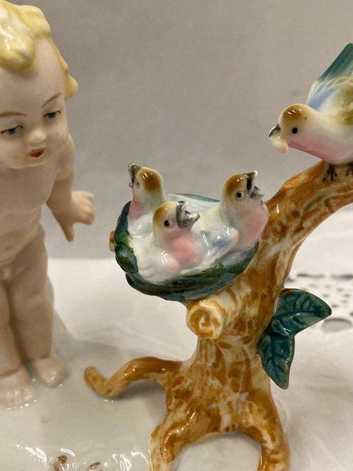 Carl Scheidig - Beeldje, Kinderen met vogels - 14 cm -, Antiek en Kunst, Antiek | Glas en Kristal