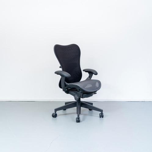 ACTIE! 12x Herman Miller Mirra 2 bureaustoel Butterfly Zwart, Huis en Inrichting, Bureaustoelen, Bureaustoel, Zwart, Zo goed als nieuw