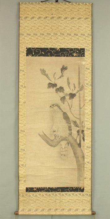Hawk Perching on Tree - with seal Muneshige  - Japan -, Antiek en Kunst, Antiek | Overige Antiek