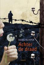 Achter de draad 9789025864965 Hans Kuyper, Verzenden, Zo goed als nieuw, Hans Kuyper