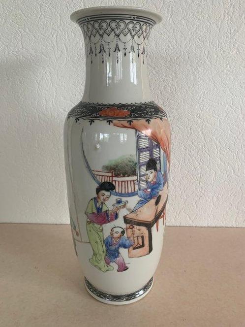 Vaas - Porselein - China (Zonder Minimumprijs), Antiek en Kunst, Antiek | Overige Antiek