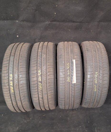 bandenset banden set Michelin Energy Saver 205 60 R16 92H, Auto-onderdelen, Banden en Velgen, Gebruikt, Verzenden