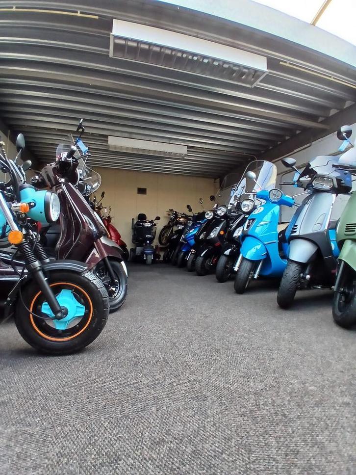 RUIM AANBOD gebruikte scooters Peugeot - SYM - Vespa en meer, Fietsen en Brommers, Scooters | Overige merken, Maximaal 45 km/u