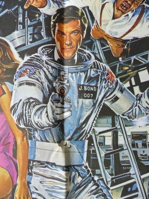 JAMES BOND 007 - MOONRAKER - ROGER MOORE - Poster, vintage -, Verzamelen, Film en Tv