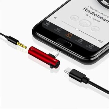 USB-C Oplader & AUX Splitter - Headphone Audio Splitter beschikbaar voor biedingen