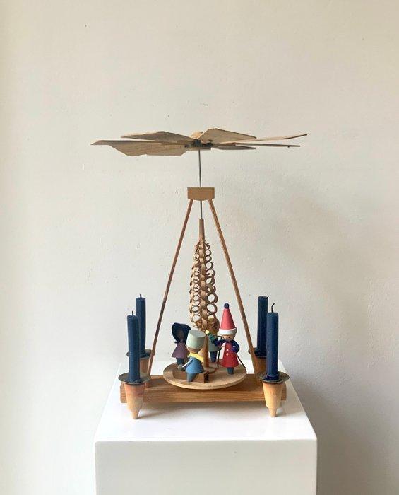 Kerstdecoratie VEB Vero Olbernhau - Kerstpiramide met, Diversen, Kerst