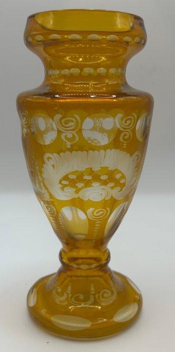 Vaas - Glas - Boheems vaasje, Antiek en Kunst, Antiek | Glas en Kristal