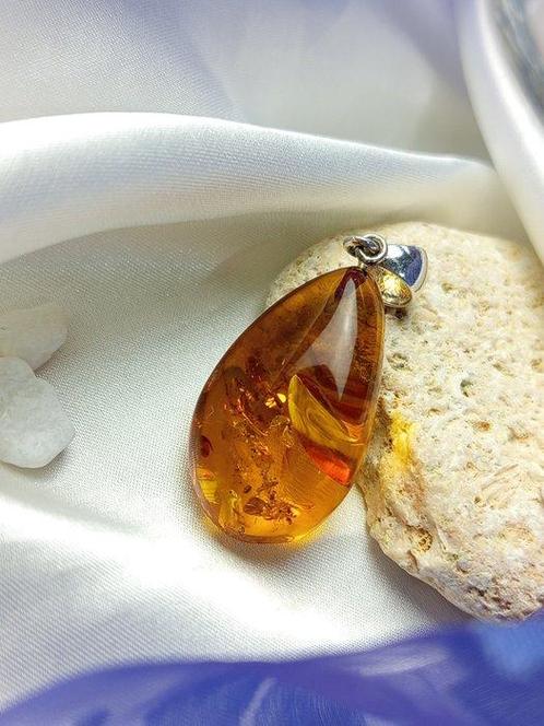 Zilveren sieraad 925 met amber van topkwaliteit, uniek stuk, Verzamelen, Mineralen en Fossielen
