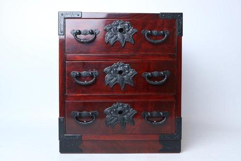 Elegante Sendai Tansu drie-lade kast - Hout -  Monma, Antiek en Kunst, Antiek | Overige Antiek