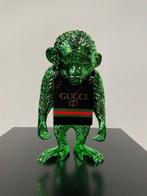 Van Apple - Fashion Monkey - Gucci